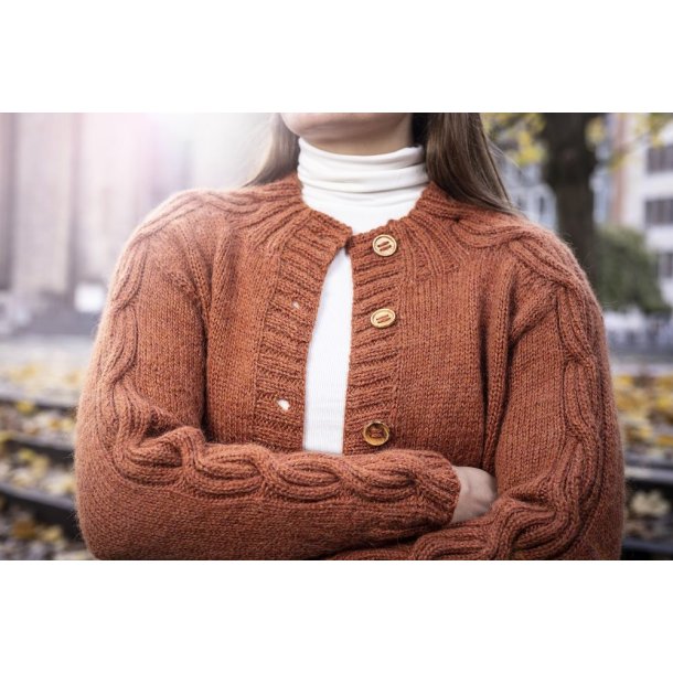   Nordic Waves The Cardigan
